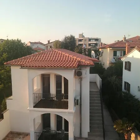 Nona Ii Apartman Umag