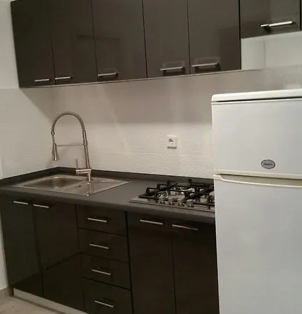 Nona Ii Lägenhet Umag