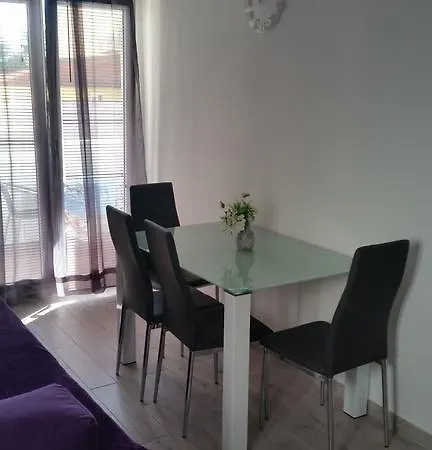 Lägenhet Nona Ii